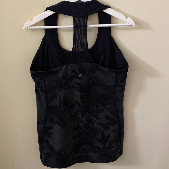Lululemon Flower Tank Top Size 12 - Picture 1 of 9